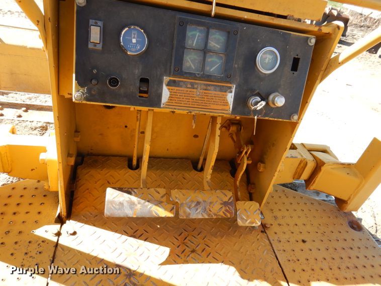 image for item DL3746 1992 Caterpillar D5C LGP  dozer