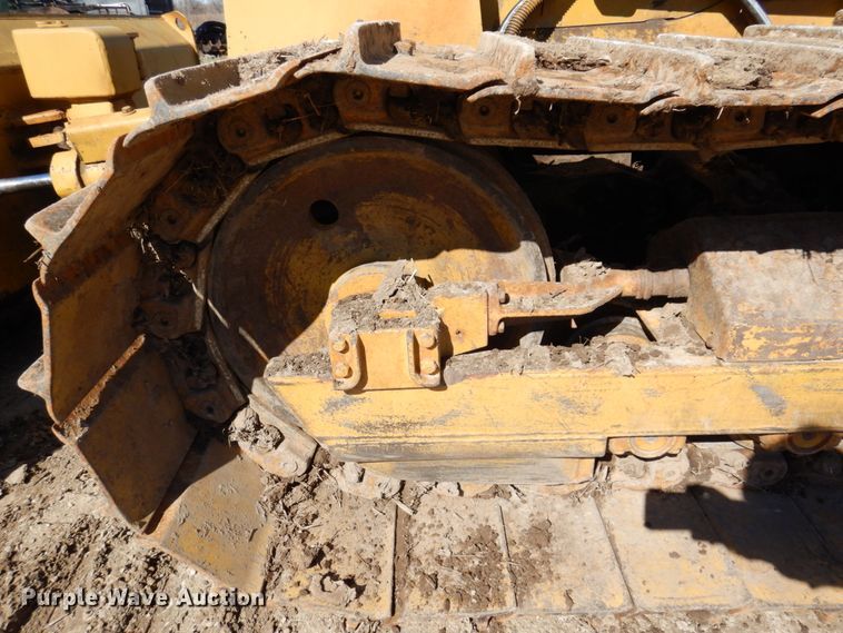 image for item DL3746 1992 Caterpillar D5C LGP  dozer