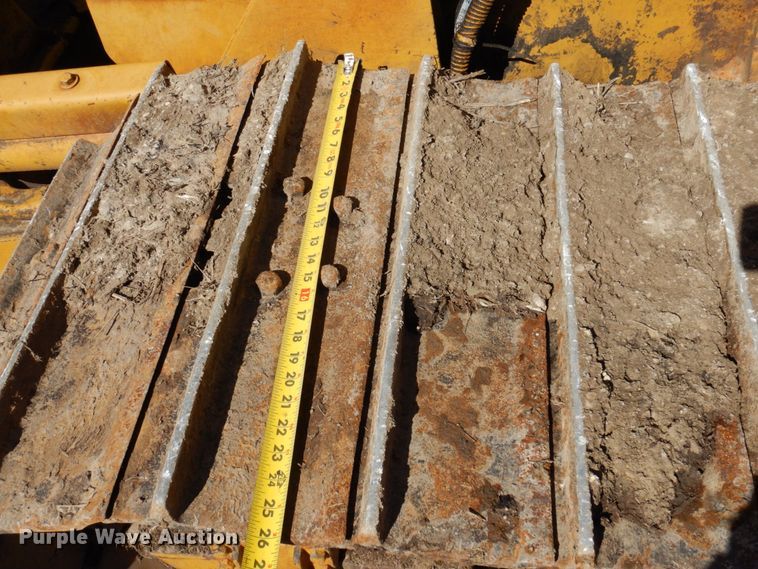 image for item DL3746 1992 Caterpillar D5C LGP  dozer