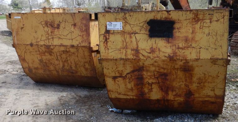 image for item DL3747 (3) dumpsters