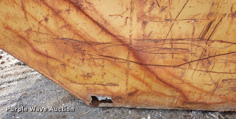 image for item DL3747 (3) dumpsters