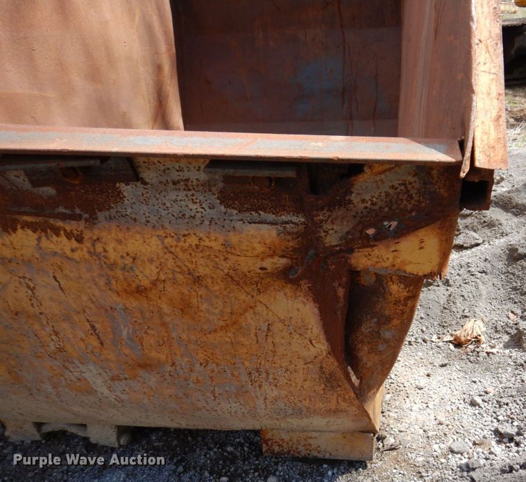 image for item DL3747 (3) dumpsters