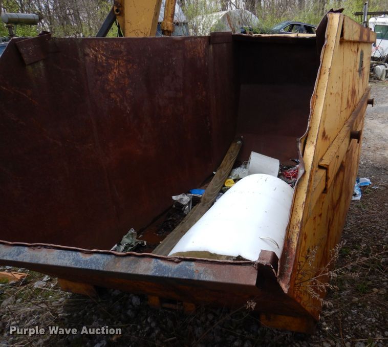 image for item DL3747 (3) dumpsters