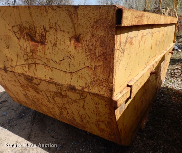 image for item DL3747 (3) dumpsters