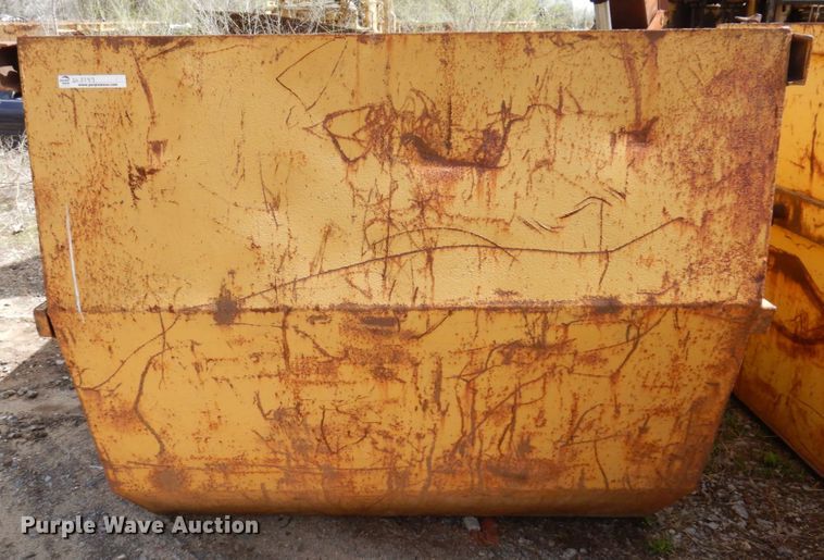 image for item DL3747 (3) dumpsters