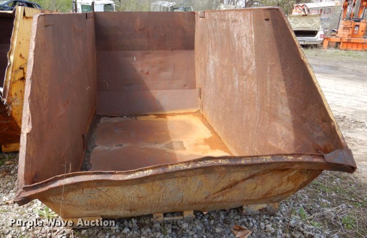 image for item DL3747 (3) dumpsters