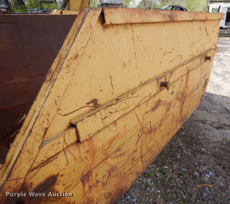 image for item DL3747 (3) dumpsters