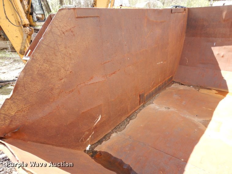 image for item DL3747 (3) dumpsters