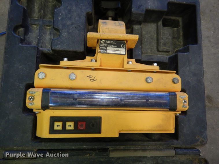 image for item DL5959 83" W skid steer box grader