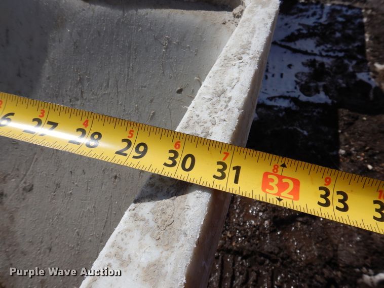 image for item DL5970 Compact 250E  concrete buggy