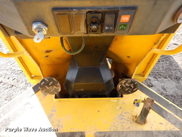 image for item DL5971 1998 Thwaites Alldrive 8000  concrete buggy