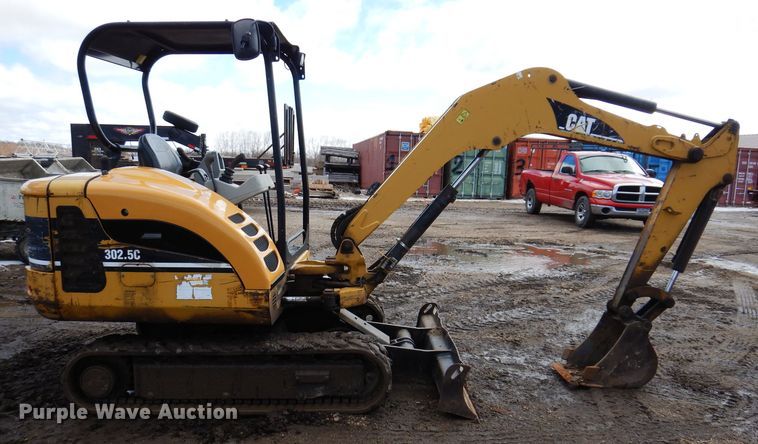 image for item DL5972 2006 Caterpillar 302.5C  mini excavator