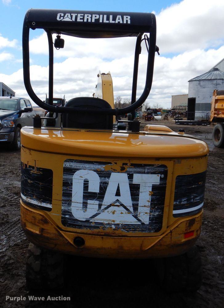 image for item DL5972 2006 Caterpillar 302.5C  mini excavator
