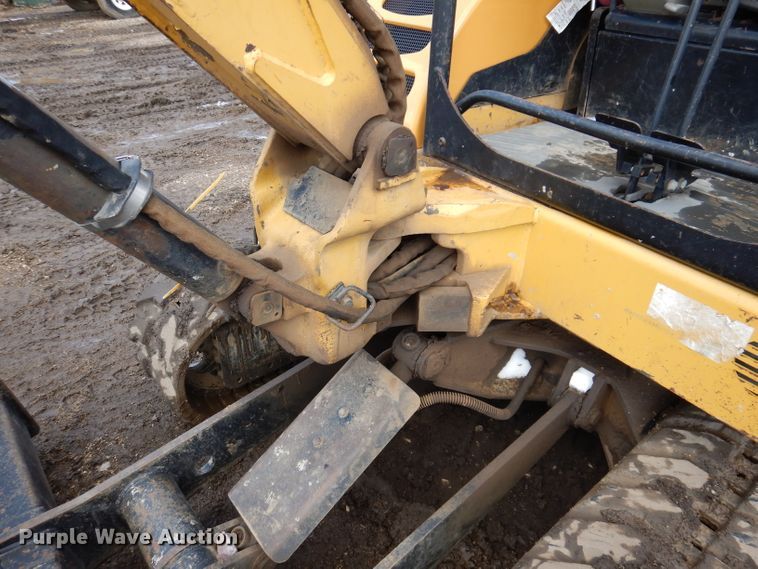 image for item DL5972 2006 Caterpillar 302.5C  mini excavator