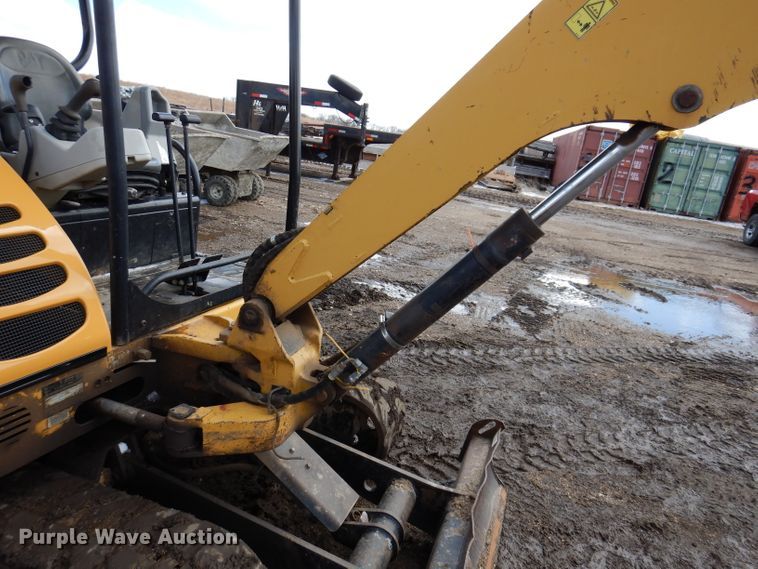 image for item DL5972 2006 Caterpillar 302.5C  mini excavator