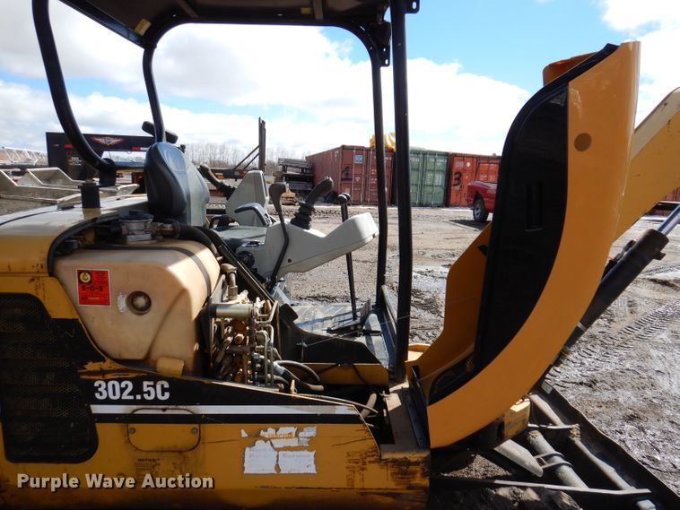 image for item DL5972 2006 Caterpillar 302.5C  mini excavator