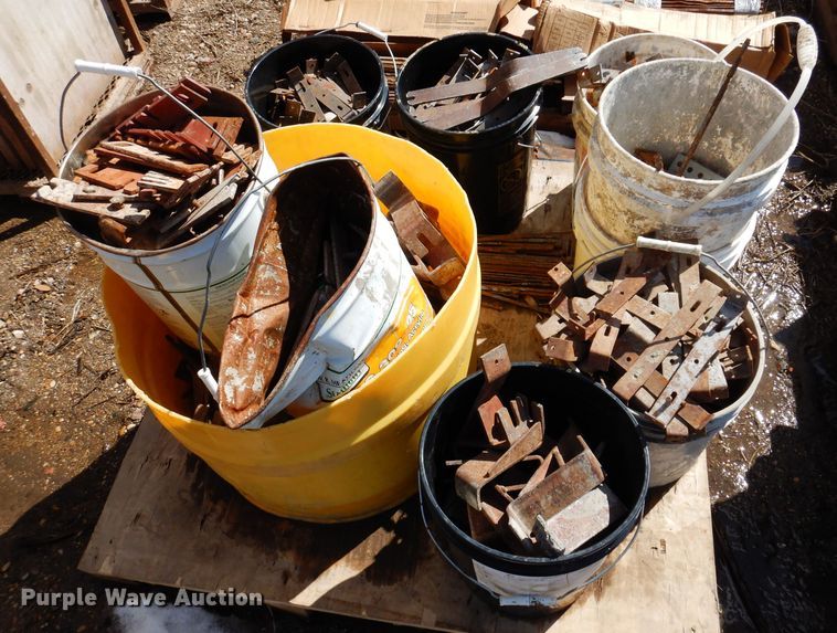 image for item DL5973 Approximately 1,026 Duraform Resi-ply concrete wall forms