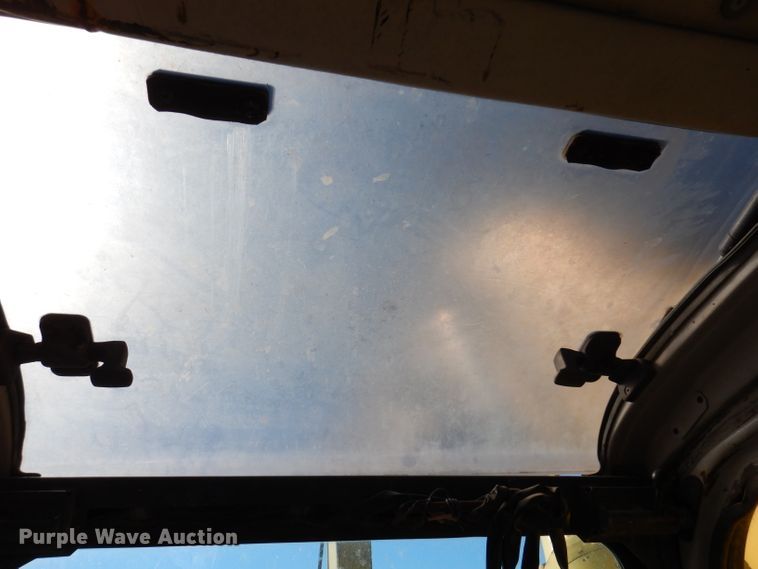 image for item DL5974 1996 Kobelco SK270LC Mark IV  excavator