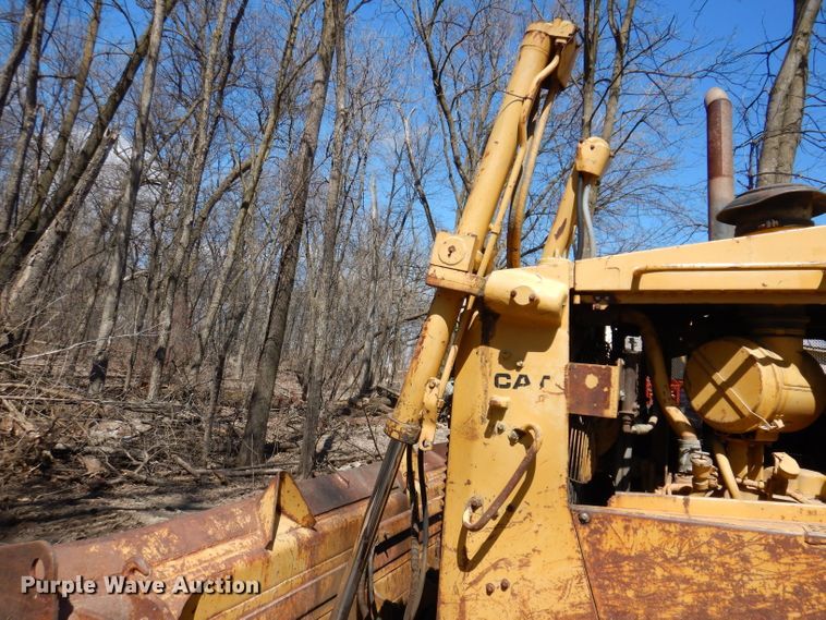 image for item DL5980 1986 Caterpillar D6H  dozer