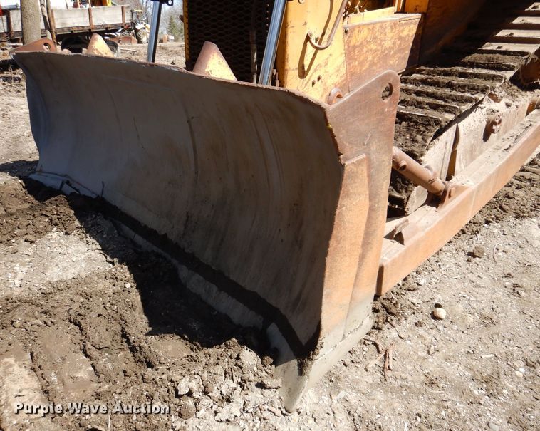 image for item DL5980 1986 Caterpillar D6H  dozer