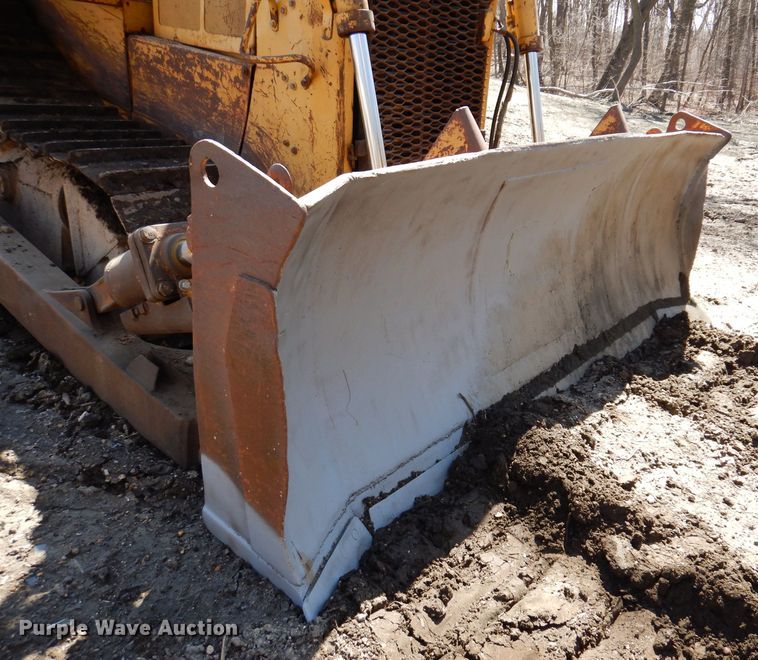 image for item DL5980 1986 Caterpillar D6H  dozer