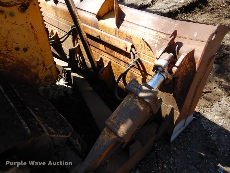 image for item DL5980 1986 Caterpillar D6H  dozer