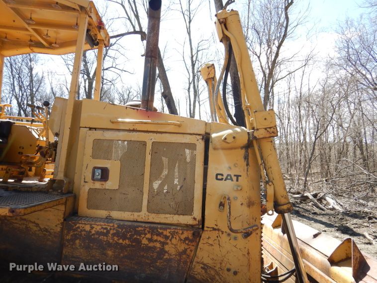 image for item DL5980 1986 Caterpillar D6H  dozer
