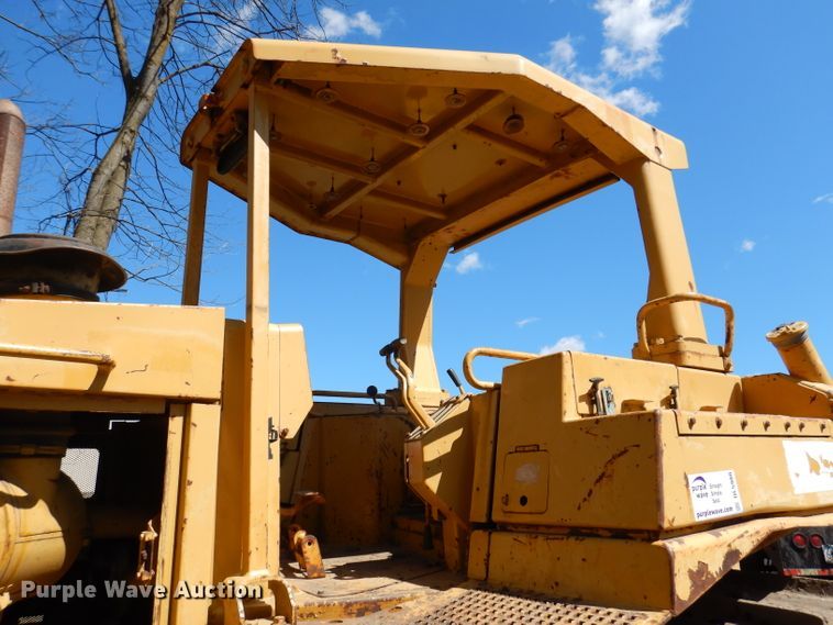 image for item DL5980 1986 Caterpillar D6H  dozer