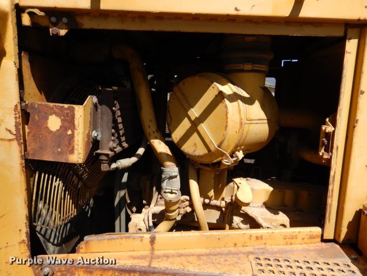 image for item DL5980 1986 Caterpillar D6H  dozer