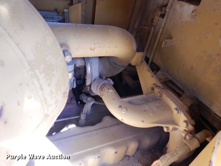 image for item DL5980 1986 Caterpillar D6H  dozer