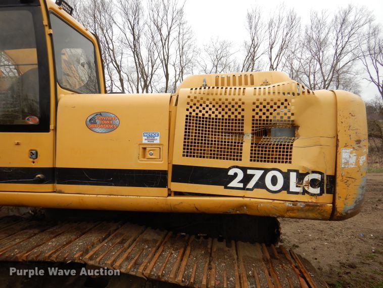 image for item DL5981 2001 John Deere 270LC  excavator