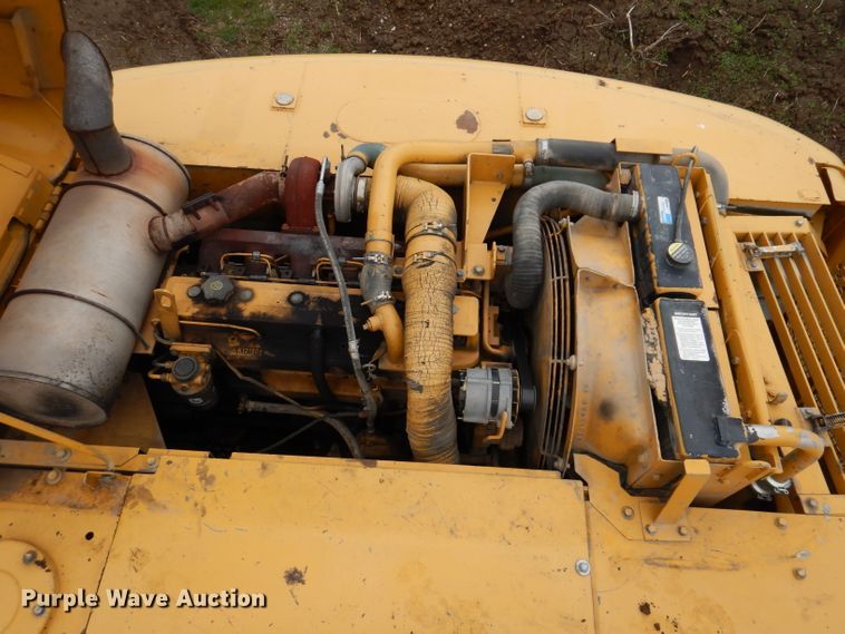 image for item DL5981 2001 John Deere 270LC  excavator