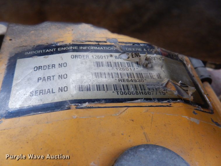 image for item DL5981 2001 John Deere 270LC  excavator