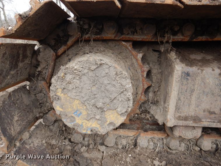 image for item DL5981 2001 John Deere 270LC  excavator