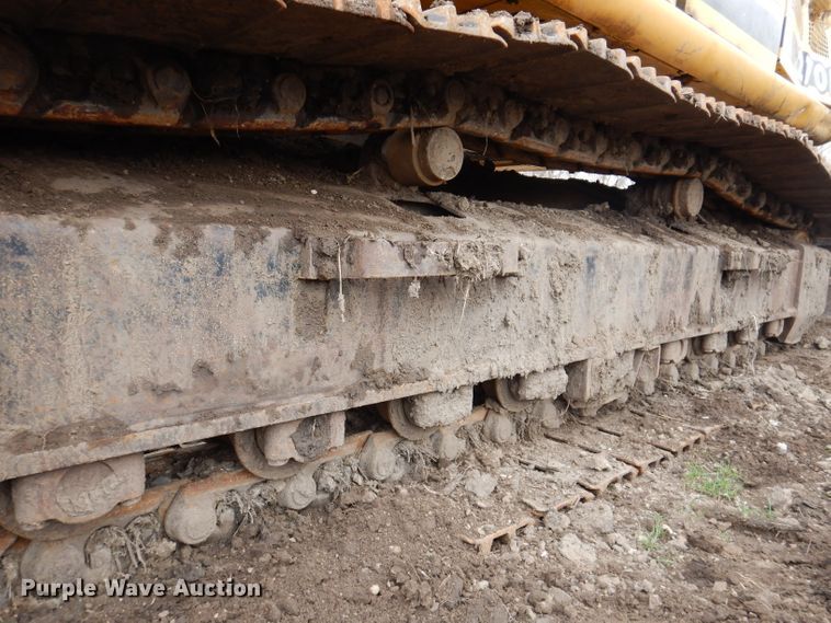 image for item DL5981 2001 John Deere 270LC  excavator