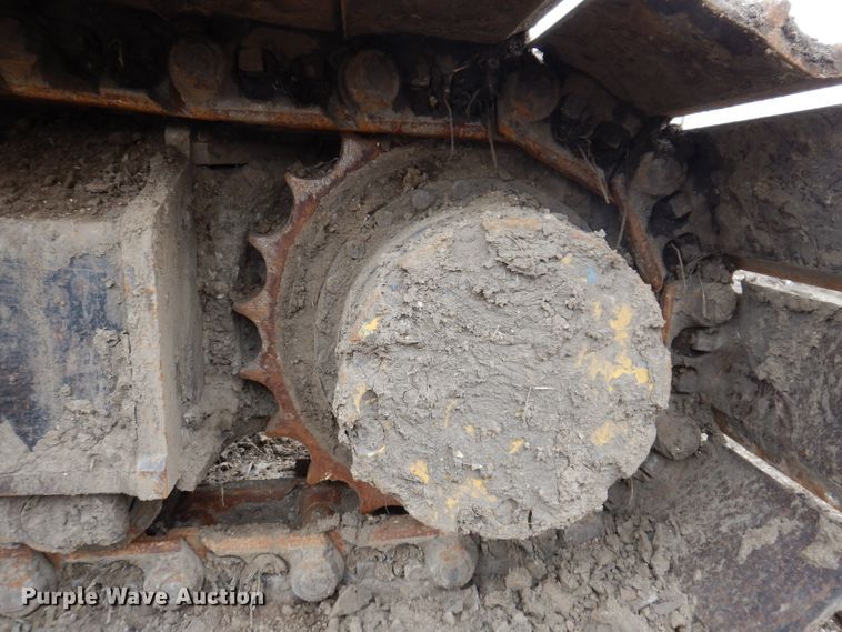 image for item DL5981 2001 John Deere 270LC  excavator