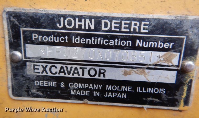 image for item DL5981 2001 John Deere 270LC  excavator