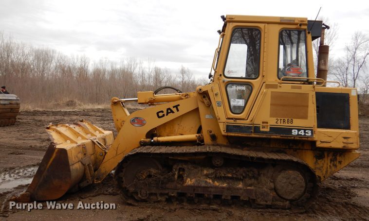 image for item DL5982 1988 Caterpillar 943  track loader