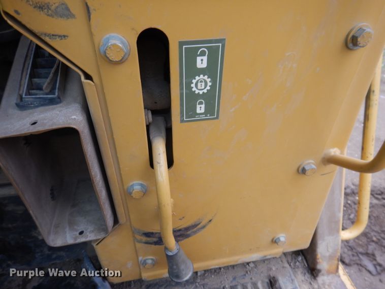 image for item DL5982 1988 Caterpillar 943  track loader