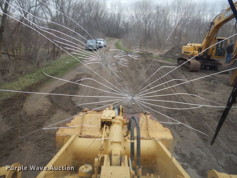 image for item DL5982 1988 Caterpillar 943  track loader