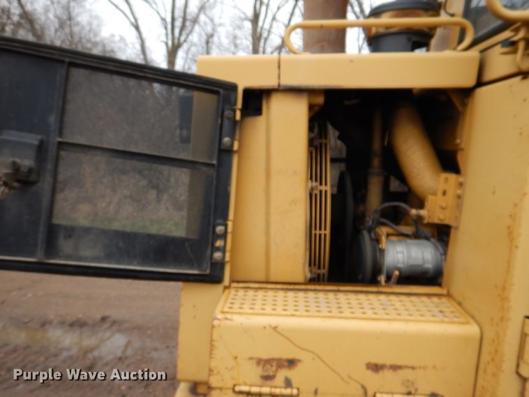 image for item DL5982 1988 Caterpillar 943  track loader