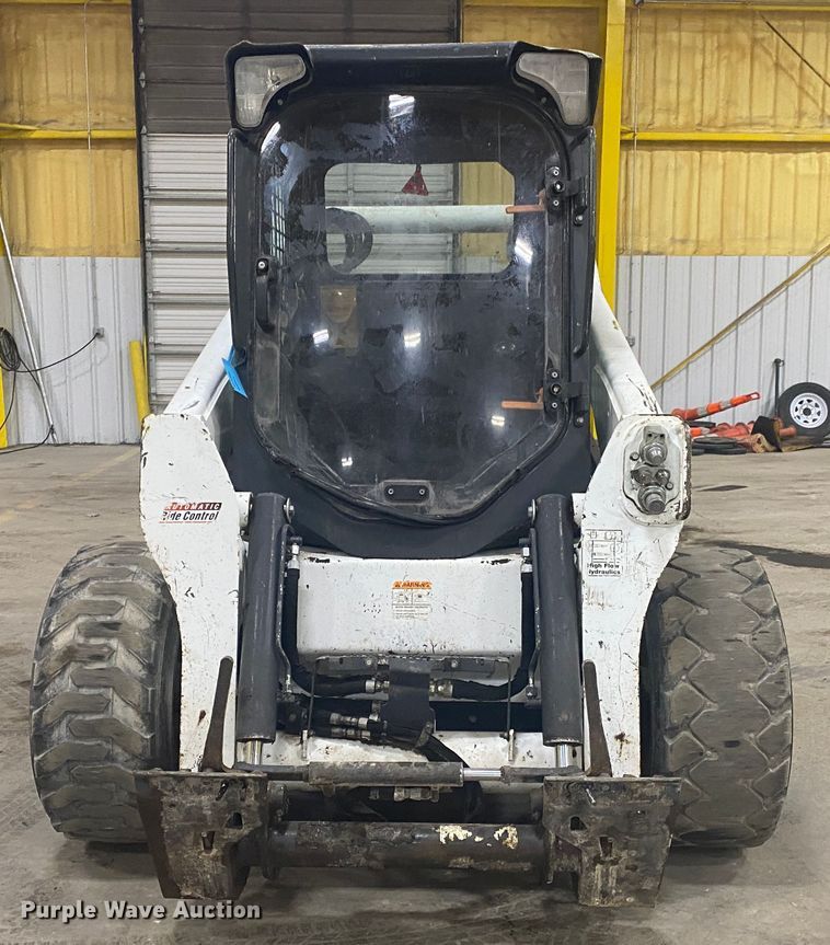 image for item DM4042 2018 Bobcat S770  skid steer loader