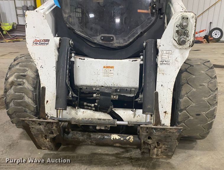 image for item DM4042 2018 Bobcat S770  skid steer loader