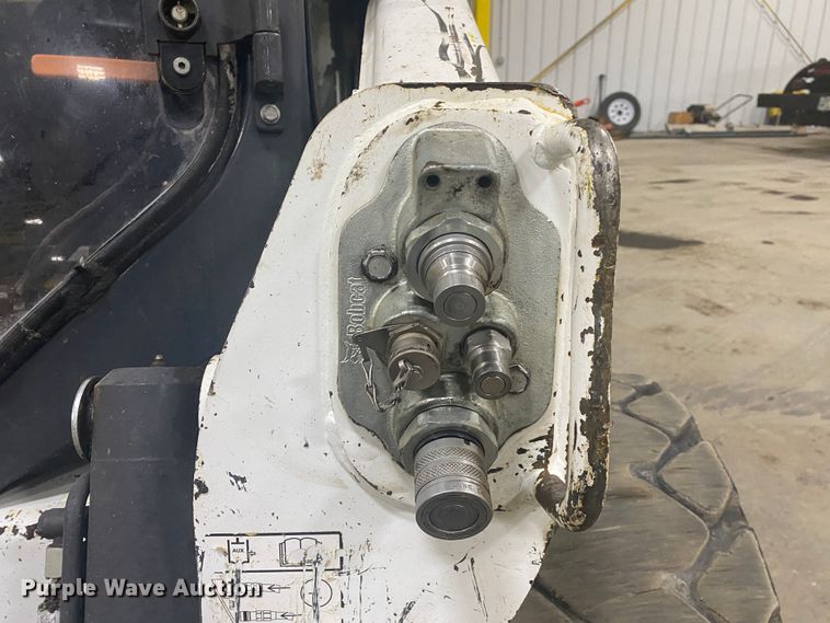 image for item DM4042 2018 Bobcat S770  skid steer loader