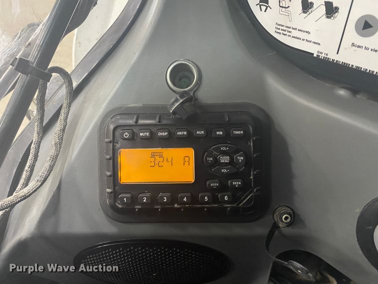 image for item DM4042 2018 Bobcat S770  skid steer loader