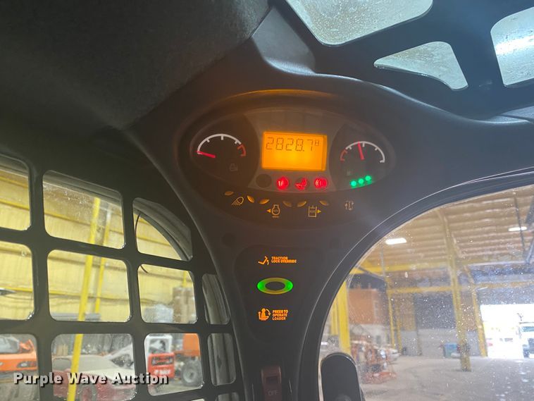 image for item DM4042 2018 Bobcat S770  skid steer loader