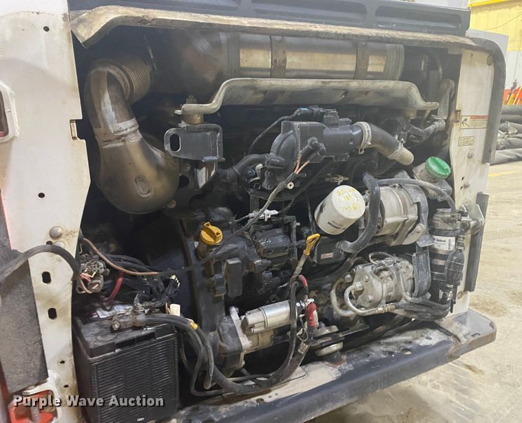 image for item DM4042 2018 Bobcat S770  skid steer loader