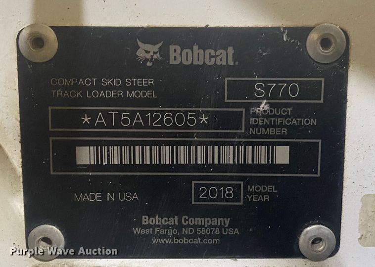 image for item DM4042 2018 Bobcat S770  skid steer loader