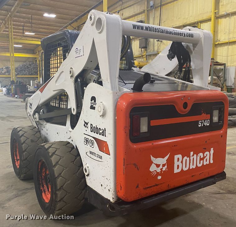image for item DM4043 2019 Bobcat S740  skid steer loader