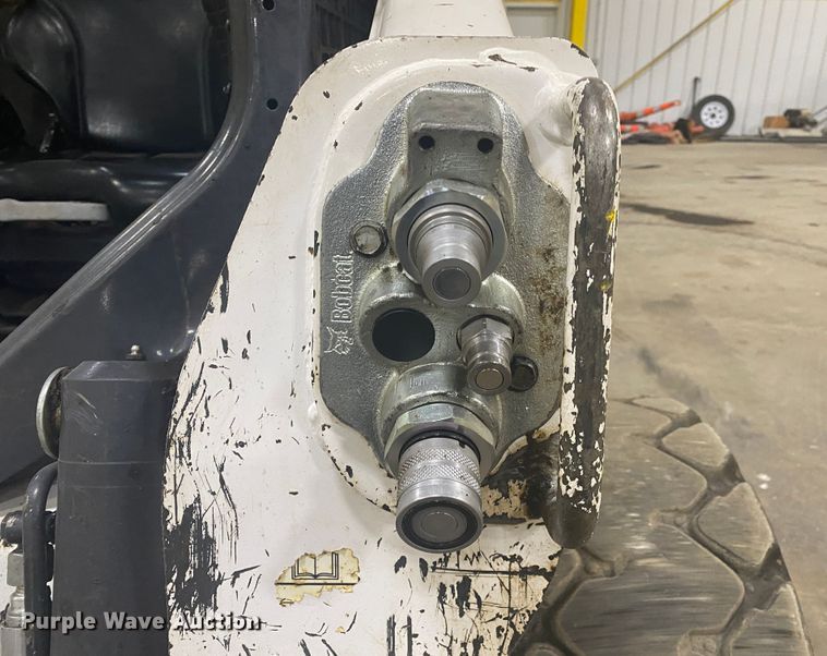 image for item DM4043 2019 Bobcat S740  skid steer loader